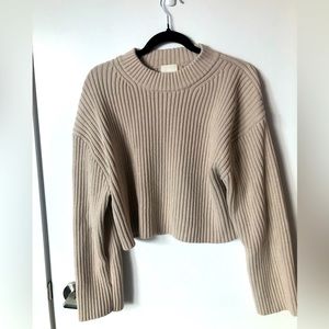 HM cropped sweater